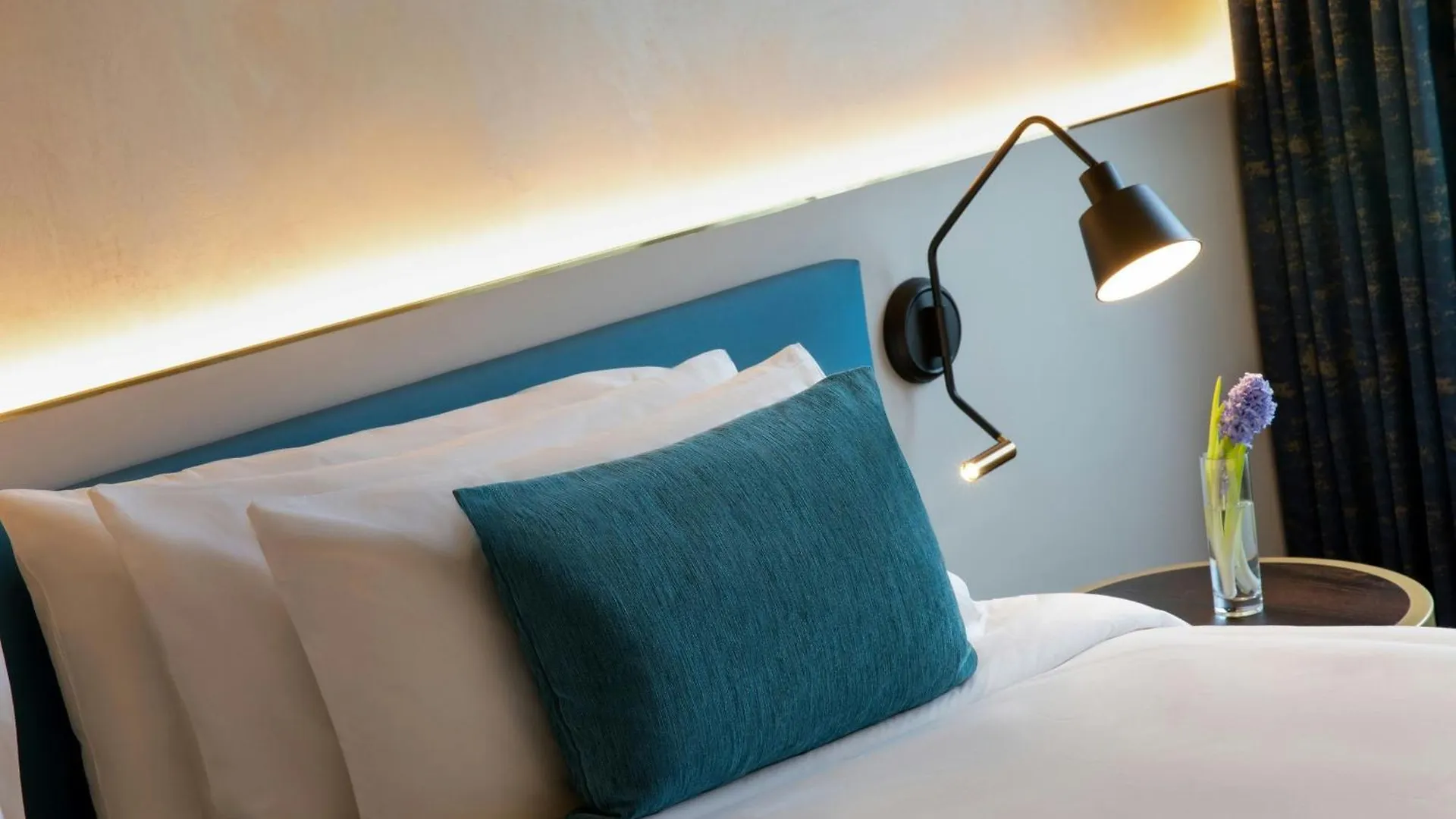 Renaissance Barcelona Hotel