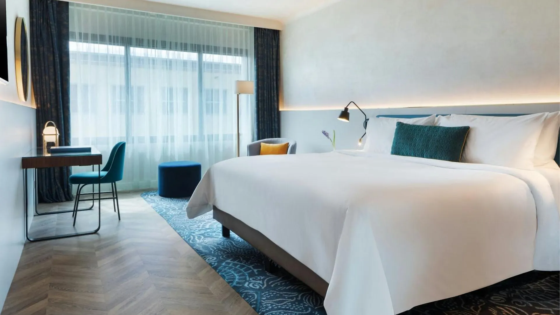 Renaissance Barcelona Hotel