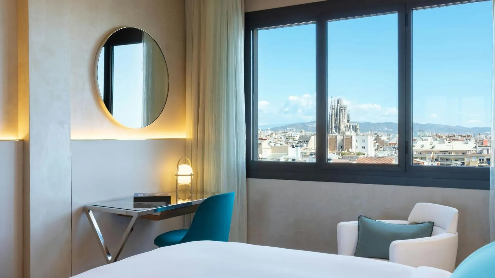 Renaissance Barcelona Hotel