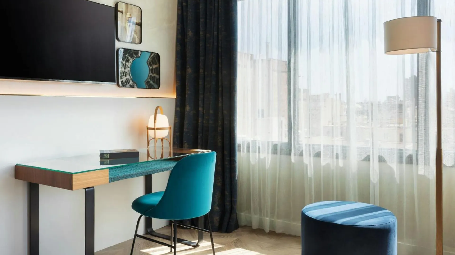 Renaissance Barcelona Hotel
