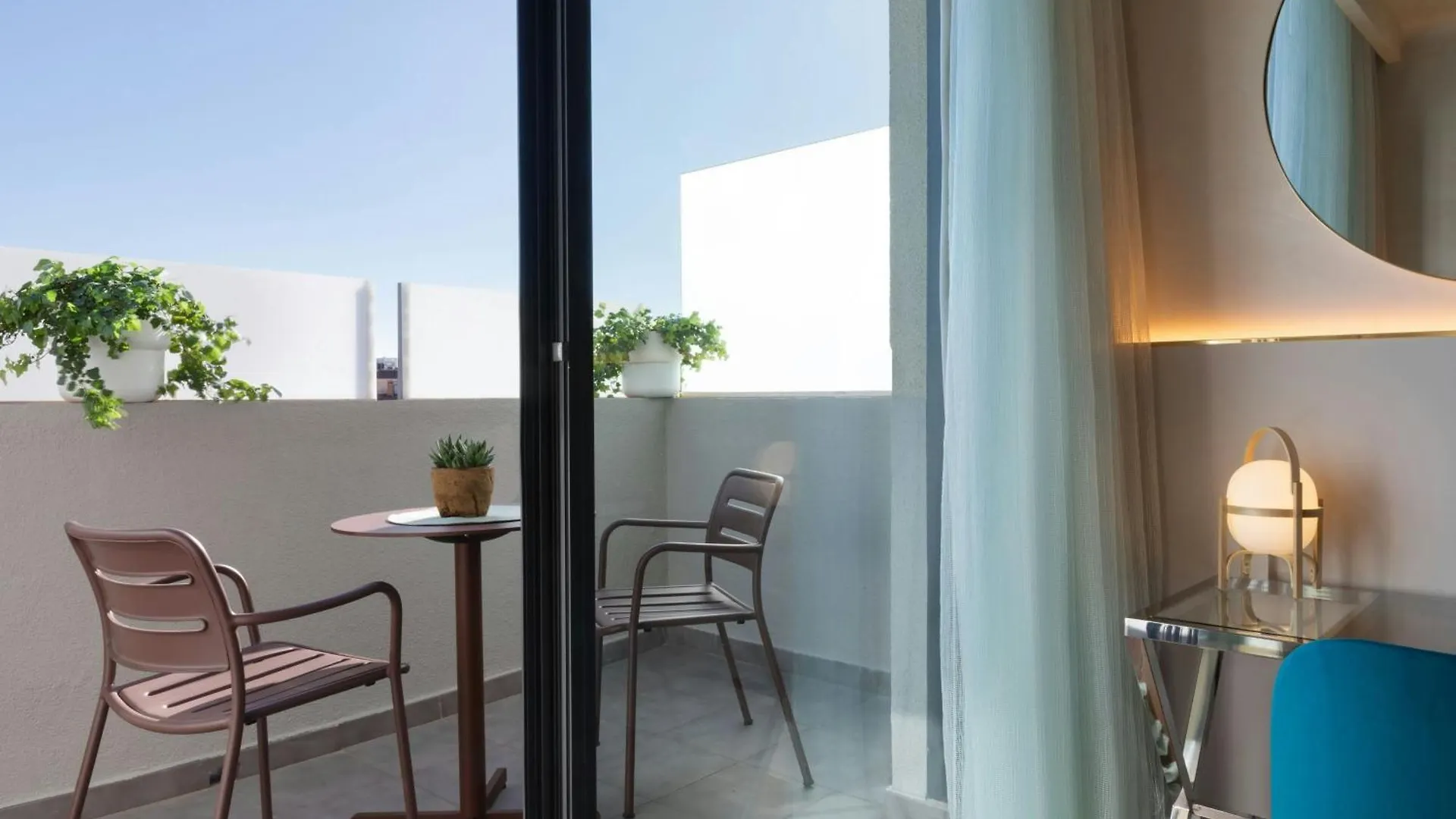 Renaissance Barcelona Hotel